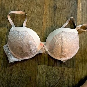 Victoria’s Secret Dream Angels Push-Up Bra Size 36C